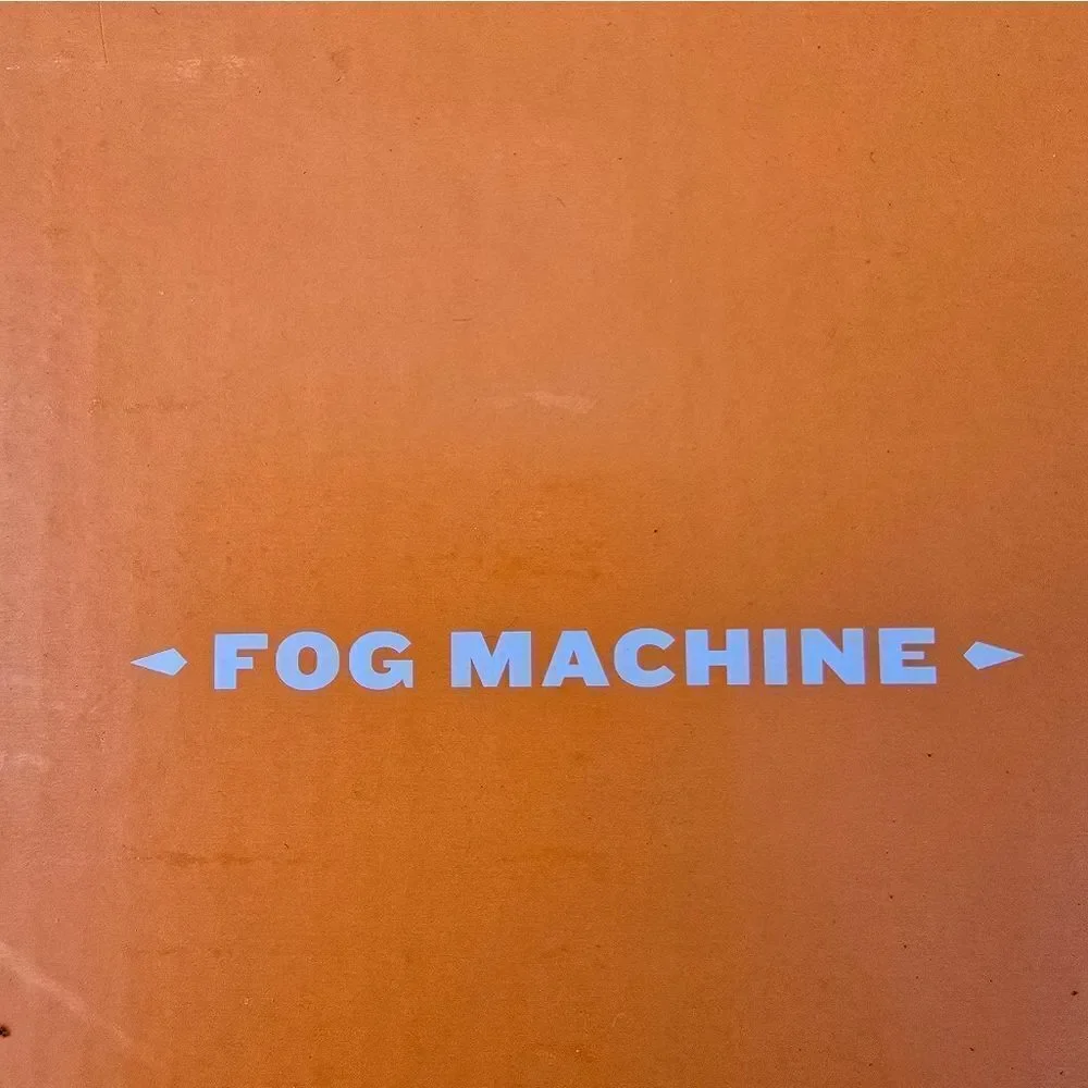Fog Machine Indoor Halloween Skeleton Party Prop 400W Smoke Hyde and Eek, NIB